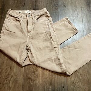 Universal Thread, High Rise 90s Slim, Women's size 4/R, Khaki denim
